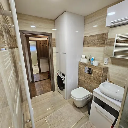 Moderni Velky 2+kk U Soutoku Appartement Hradec Králové