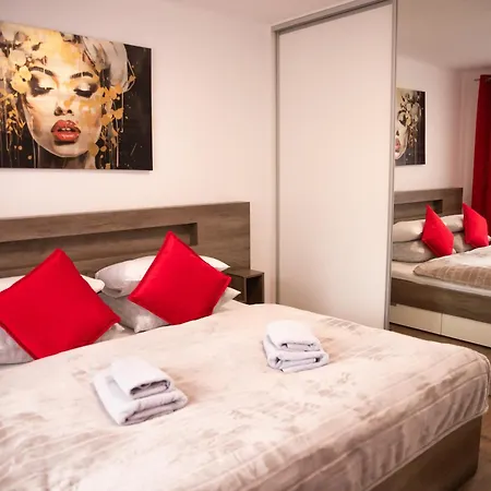 Moderni Velky 2+kk U Soutoku * Hradec Králové