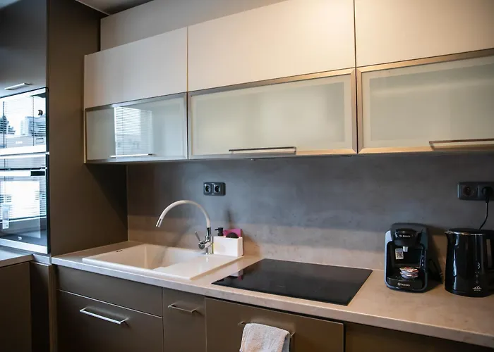 Moderni Velky 2+kk U Soutoku Градец-Кралове